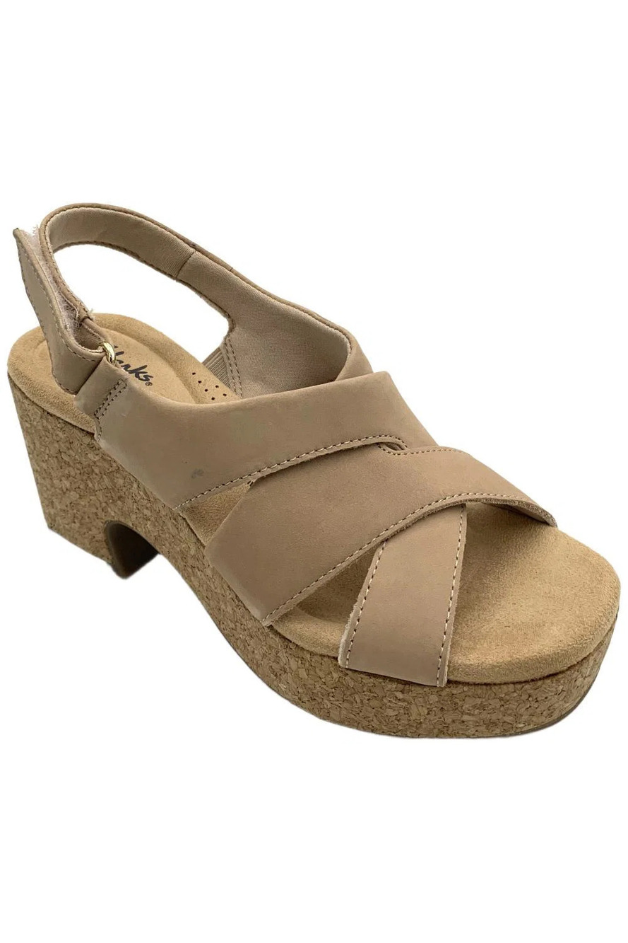 Clarks Collection Women's Nerisa Grace Wedge Sandal Sand - Wide